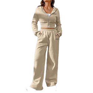 Vêtements personnalisés pour femmes, ensemble deux pièces, sweat à capuche zippé court, pantalon évasé, survêtement personnalisé avec logo, survêtement élégant pour femmes - Product Image 1