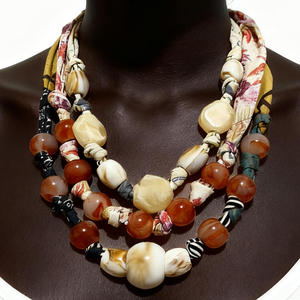 Collier en résine perlée multi-éléments de style vintage Future Angel, best-seller, élégant pour femmes, idéal pour les soirées - Product Image 5