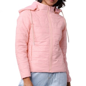 Veste matelassée personnalisée de haute qualité pour femmes, hiver, chaude, respirante, écologique, à capuche, rembourrée en polyester pour l'extérieur - Product Image 3