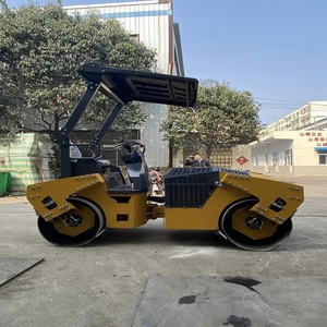 Mini-compacteur routier de qualité supérieure à pneu unique avec transmission hydraulique pour travaux de construction haute performance - Product Image 3