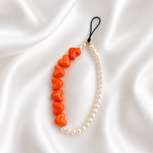 Breloque de téléphone artisanale en perles cœur orange pour coque de téléphone et accessoire porte-clés - Product Image 4