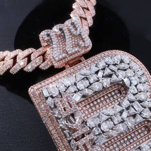 Pendentif Lettre Moissanite Tendance Effet Givré Coupe Ronde Brillante en Argent 925 pour Chaîne Cubaine Personnalisée Certifiée - Product Image 5