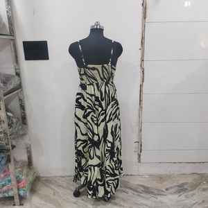 Robe longue décontractée pour femme, style bohème, imprimé floral, en mélange de soie et viscose, col en V, bretelles spaghetti, coupe trapèze ample, taille élastique - Product Image 3