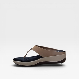 Sandales compensées tendance et confortables pour femmes, avec bride à boucle, coussinets souples et antidérapantes pour le quotidien - Product Image 4