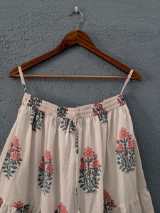 Jupe en coton indien, jupe en coton imprimé à la main, jupe en coton à fleurs doublée, silhouette magnifique - Product Image 4