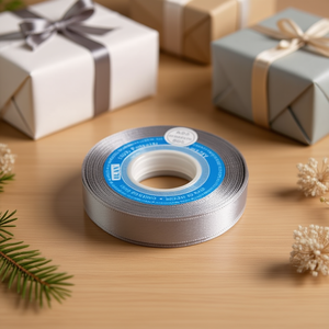 Ruban en satin 1,5 cm x 25 m gris D05 pour décoration de cadeaux - Product Image 2