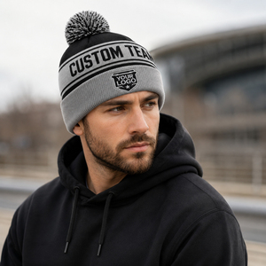 Gorro de Punto Jacquard con Bordado 3D Personalizado OEM con Pompón |   Gorro Deportivo Personalizado para Viajes de Invierno |   Fabricante de Marca Privada - Product Image 2