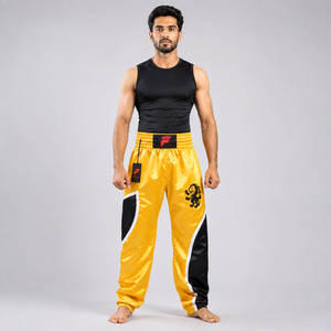 Pantalons de kick-boxing modernes offrant une construction de qualité supérieure, un confort respirant et une coupe athlétique pour les passionnés d'arts martiaux. - Product Image 1