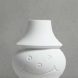 Charming White Metal Snowman Flower Vase Featuring A Stacked Body Design, Smiling Face And <b>Hat</b> Top For Modern Home Decoration - Product Image 4