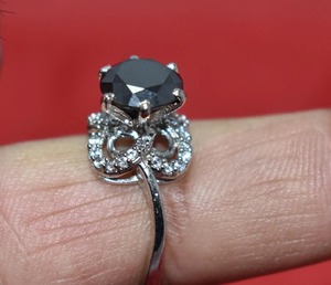 Anillo de Diamante Redondo de Moissanita Negra, Plata de Ley 925, Regalo de Compromiso Personalizado para Aniversario - Product Image 4