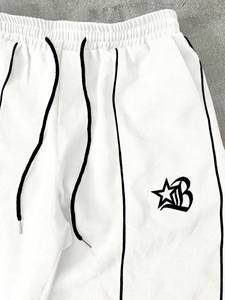 Ensemble de survêtement unisexe blanc 1977 Essential avec veste et pantalon à manches longues, coupe ajustée, léger, avec bordure contrastante, taille XXS - Product Image 5