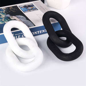 สร้อยคอเรซิ่นขนาดใหญ่สไตล์วินเทจ สีผสมผสาน สร้อยคอพังก์แบบกลวง ขนาดใหญ่ หนา รูปทรงกลม ยาว ทำจากอะคริลิกเรซิ่น  งานศิลปะติดผนัง - Product Image 3