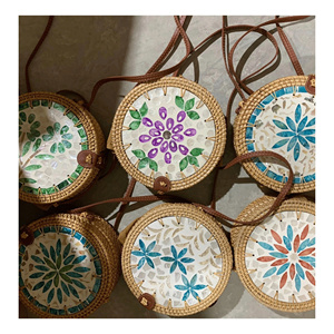 ARTISAN MADE RATTAN CROSSBODY <b>BAG</b> WITH SEASHELL ACCENTS - Product Image 2