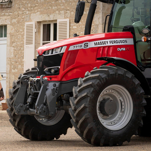 รถแทรกเตอร์ฟาร์ม Massey Ferguson 7720 มือสอง ผ่านการทดสอบในสนาม ออกแบบมาเพื่อการใช้งานหนัก พร้อมแรงยึดเกาะที่ยอดเยี่ยมบนทุกสภาพพื้นผิว - Product Image 1