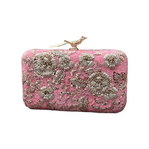 กระเป๋าคลัทช์งานปักคริสตัลเพชรประดับมุกสำหรับงานเลี้ยงงานแต่งงานทำมือสำหรับผู้หญิง - Product Image 2