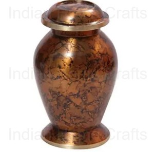 Urna y Ataúd de Latón con Patrón de Mármol, Capacidad de 200 Pulgadas Cúbicas, Color Marrón, Artesanía India para Humanos/Mascotas - Artesanía India para el Hogar - Product Image 2