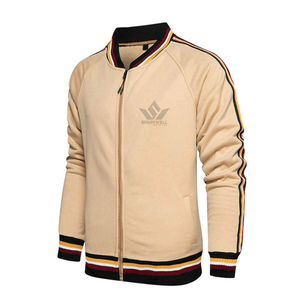 Conjunto Deportivo para Hombre en Beige y Negro, Chaqueta con Cierre Completo y Pantalones Jogger con Rayas en Contraste, Ropa Deportiva Casual para Otoño - Product Image 2