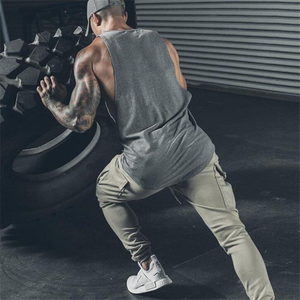 Débardeur en coton ample pour homme, idéal pour le sport et le fitness - Product Image 5