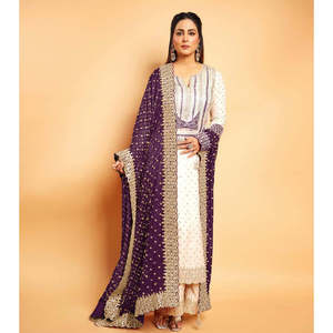 Conjunto de Dupatta para Mujer con Bordado Intenso y Diseño Elegante y Sofisticado - Product Image 5