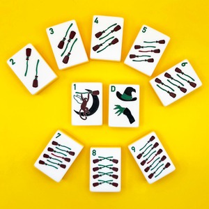 Fichas <span class=keywords><strong>de</strong></span> Mahjong Personalizadas Inspiradas en <span class=keywords><strong>el</strong></span> <span class=keywords><strong>Mago</strong></span> <span class=keywords><strong>de</strong></span> <span class=keywords><strong>Oz</strong></span> con Ruby Slipper Craks, Two Sparrows Mahjong, Mahjong <span class=keywords><strong>de</strong></span> Fondo <span class=keywords><strong>Amarillo</strong></span> para Entretenimiento - Product Image 5