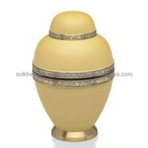 Urnes pour adultes en laiton Urnes faites à la main pour urnes décoratives masculines et féminines Urnes funéraires de haute qualité - Product Image 1