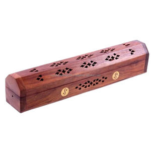 Quemador y Soporte de Incienso de Sándalo Hecho a Mano con Incrustaciones de Latón, Soporte Aromático IBW 801 - Product Image 4