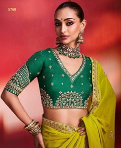 Sari brodé magnifique pour femme, idéal pour mariage, fête ou occasion festive, tenue ethnique traditionnelle au look élégant et design. - Product Image 3
