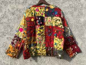 Chaqueta de Diseño Vintage con Bordado Phulkari, Chaqueta Phulkari Bordada a Mano, Ropa de Estilo Boho para Vacaciones - Product Image 2