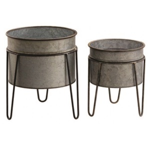 Pot de fleurs surélevé en métal galvanisé sur mesure avec support métallique, ensemble de jardinières rustiques vintage en métal - Product Image 1