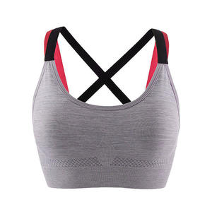 Soutiens-gorge de sport rembourrés sans couture avec logo frontal respirant pour femmes, idéaux pour le yoga, le fitness et l'entraînement en salle de sport – Collection 2026 – Offre Spéciale - Product Image 1