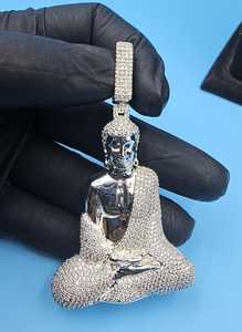 Pendentif Bouddha Glacé en Argent 925 Plaqué Or 18K Luxe Hip Hop Avalokitesvara Moissanite Personnalisée Rapper Bling Fête Hommes - Product Image 5