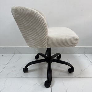 Chaise de bureau pivotante à domicile en tissu crème élégant avec dos incurvé - Product Image 3