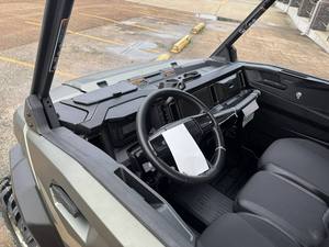 Fantastic Trade New 2026 Can-Am Defender MAX X MR HD11 With Half-Doors <b>UTV</b> FOR ADULTS - Product Image 5