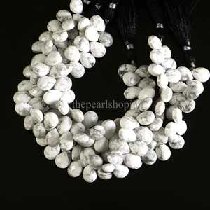 Perles de howlite naturelle en forme de poire, facettées, 8x11 à 9x12 mm, perles de howlite blanches pour la création de bijoux, perles briolette en forme de poire - Product Image 1