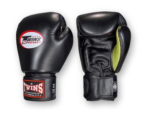 ถุงมือชกมวยซานด้าแบบสั่งทำพิเศษสำหรับมืออาชีพ ยี่ห้อ Twins MMA หนังวัวแท้ ระบายอากาศได้ดี น้ำหนักเบา ปิดนิ้วเต็มรูปแบบ ป้องกันความชื้น - Product Image 2