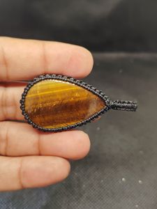 Collier pendentif en macramé œil de tigre naturel fait main, pierre précieuse en forme de poire facettée, bijoux en fil noué style bohème pour femmes - Product Image 5