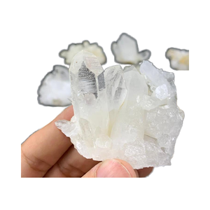 หินควอตซ์ใสแบบขายส่ง น้ำหนัก 5.9 กก. หินบำบัดธรรมชาติ หินสีขาว 47 ชิ้น จากสการ์ดู ปากีสถาน - Product Image 1