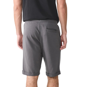 Pantalones Cortos Deportivos Grises Personalizados para Hombre, Cintura Elástica con Cordón, Bolsillos Laterales, por Encima de la Rodilla, Corte Informal y Relajado, Marca Privada, Venta al Por Mayor - Product Image 4