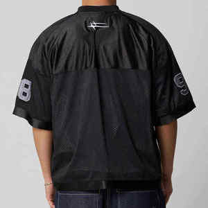 Maillot de basketball en mesh coupe ample avec logo personnalisé, vêtement de mode pour homme, fabricant de maillots de sport, maillot de football en mesh surdimensionné et court - Product Image 5