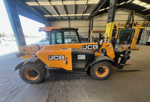 รถยกเทเลสโคปิค JCB รุ่น 525-60 คุณภาพดีที่สุด — 6 เมตร — 2,500 กิโลกรัม - Product Image 3