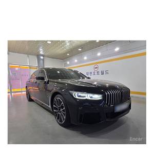 BMW Série 7 730Ld XDrive M Sport 2020, 67 500 km, Diesel, Automatique, Sièges en Cuir, Volant à Gauche - Product Image 3