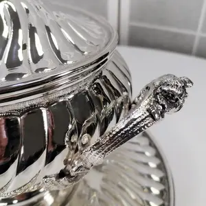 Cacerola Clásica de Acero Inoxidable de Alta Calidad y Durabilidad |   Elegante Servidor de Comida Caliente para Restaurantes - Product Image 5