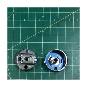 Caja de bobina de ropa de piezas de máquina de coser industrial de - Product Image 1