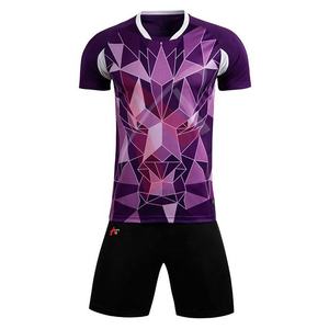 Uniforme de fútbol americano multicolor personalizado de buena calidad, conjuntos de traje de entrenamiento de competición para niños, transpirable, alta calidad, bajo - Product Image 3