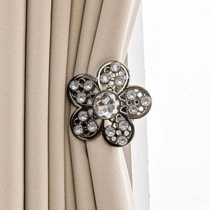 Nuevos Soportes Metálicos para Cortinas con Barra de Cortina de Calidad Estándar para Eventos, Hoteles y Uso Doméstico a un Precio Razonable - Product Image 2