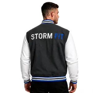 Chaqueta Varsity Unisex Personalizada Gris y Blanca, Corte Regular, Cuello Alto, Ropa Casual de Invierno, Lana/Cuero, Anti-UV, Resistente al Viento - Product Image 2