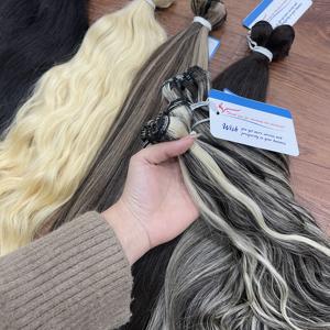 Extensions de cheveux naturels ondulés et lisses de couleur piano, tissage de qualité supérieure, cheveux humains vietnamiens, prêts à être expédiés - Product Image 1