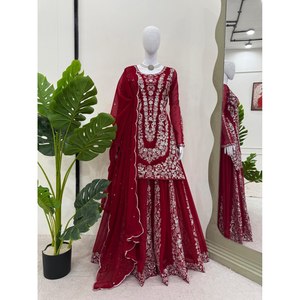 Ensemble haut-bas et dupatta pour soirée, taille XL, avec broderie et sequins - Product Image 2