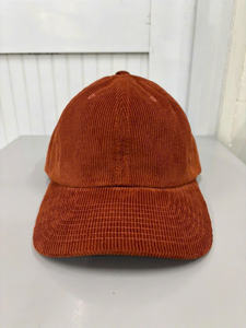 Casquette de baseball décontractée en velours côtelé non structurée à 6 panneaux avec logo réglable, style vintage classique pour adultes, fabriquée au Vietnam par le fournisseur - Product Image 1