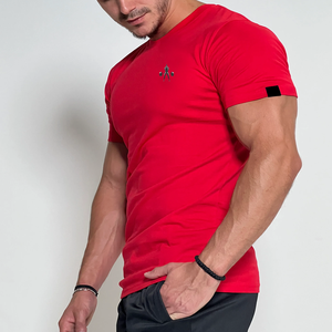 T-shirt pour homme, rouge, coupe ajustée, manches courtes, col rond, avec impression de logo sur le devant, jersey décontracté en coton respirant - Product Image 4